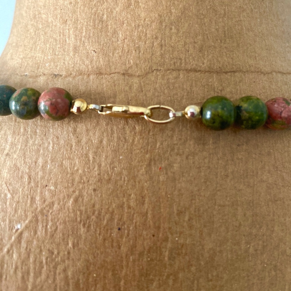 16” Jasper Stone Necklace - Picture 5 of 6